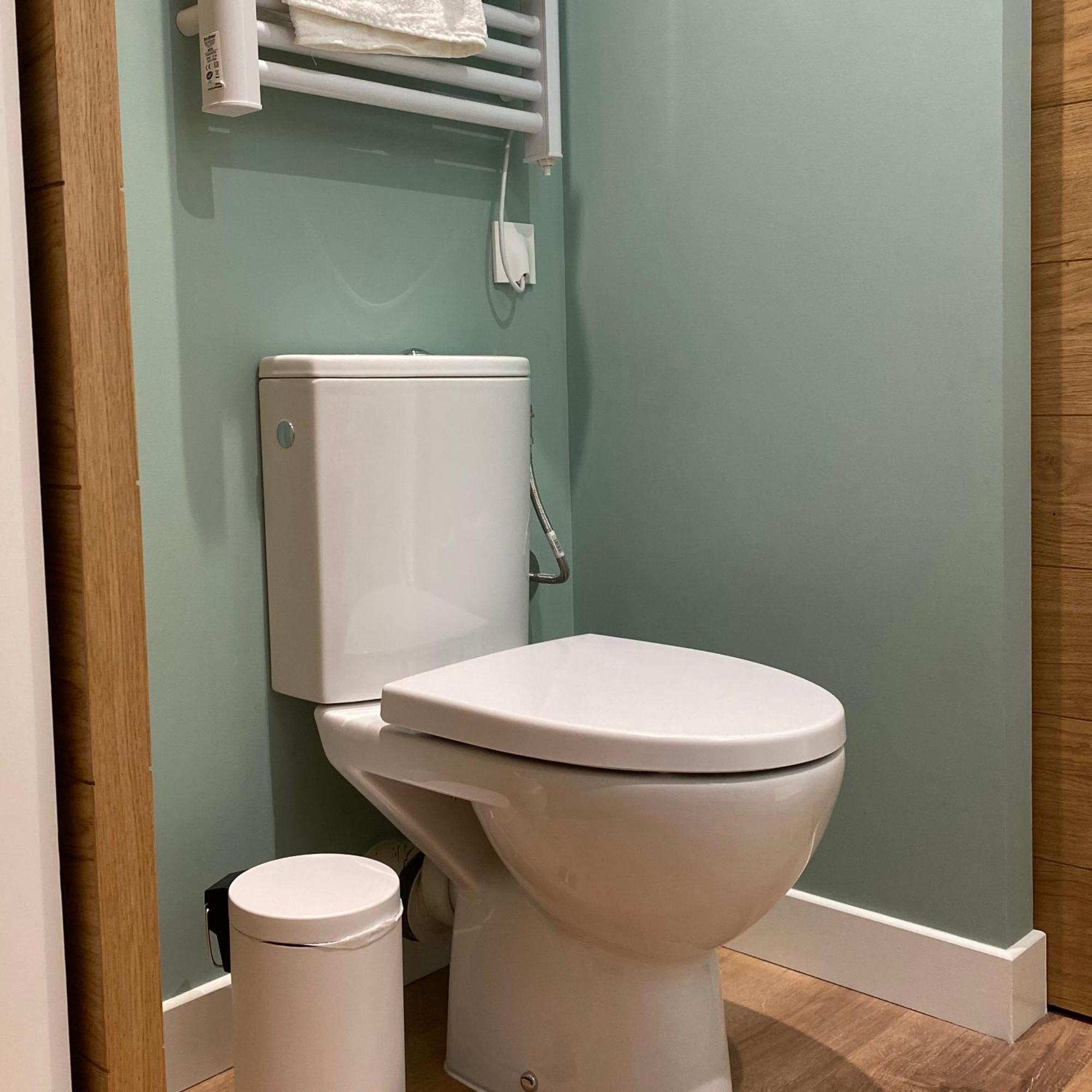 Fantastic Ground Floor Apartment Opposite Thermes Bagneres-de-Luchon Ngoại thất bức ảnh